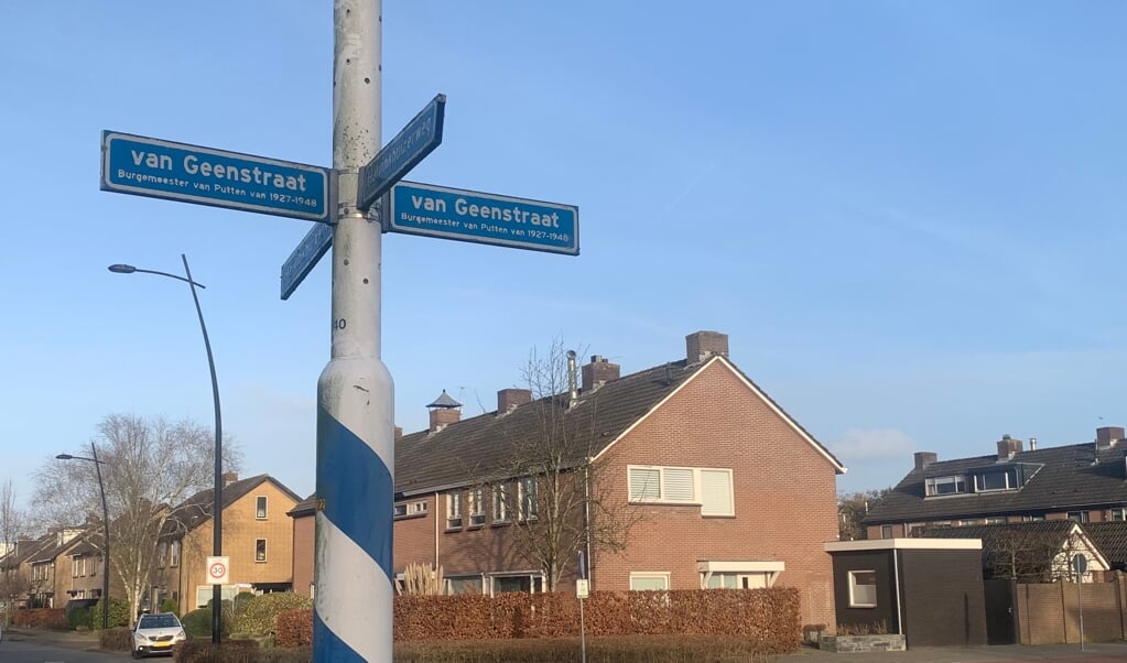 De Van Geenstraat is vernoemd naar een oorlogsheld en voormalig burgemeester van Putten. 