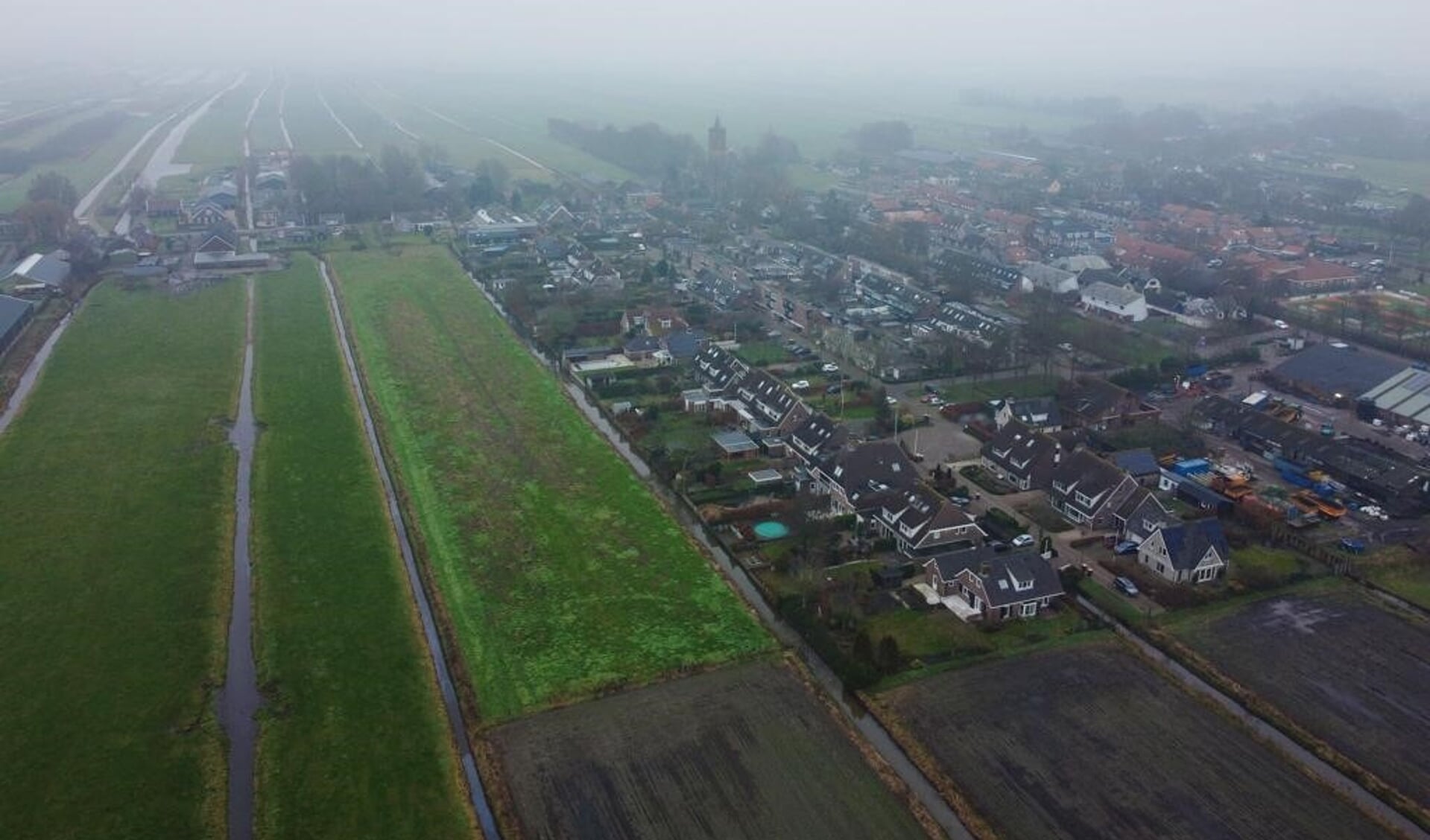 In Westbroek hebben proactieve starters in eigen beheer een aantal huizen laten bouwen. Dit artikel is aangeboden door de ChristenUnie De Bilt. Meer over ons verkiezingsprogramma kunt u lezen via debilt.christenunie.nl 