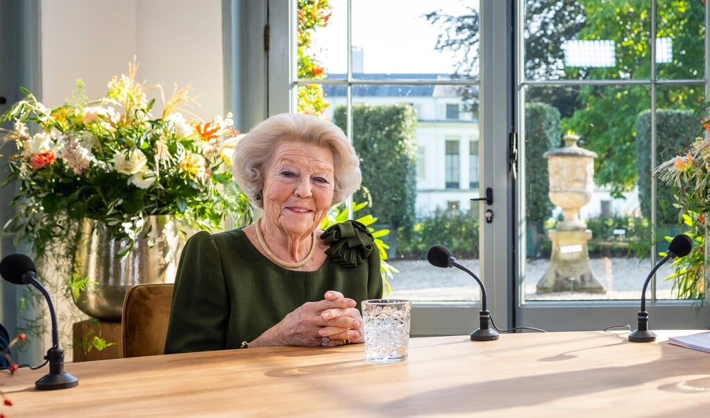 Prinses Beatrix in de Oranjerie naast Paleis Soestdijk in oktober 2021.