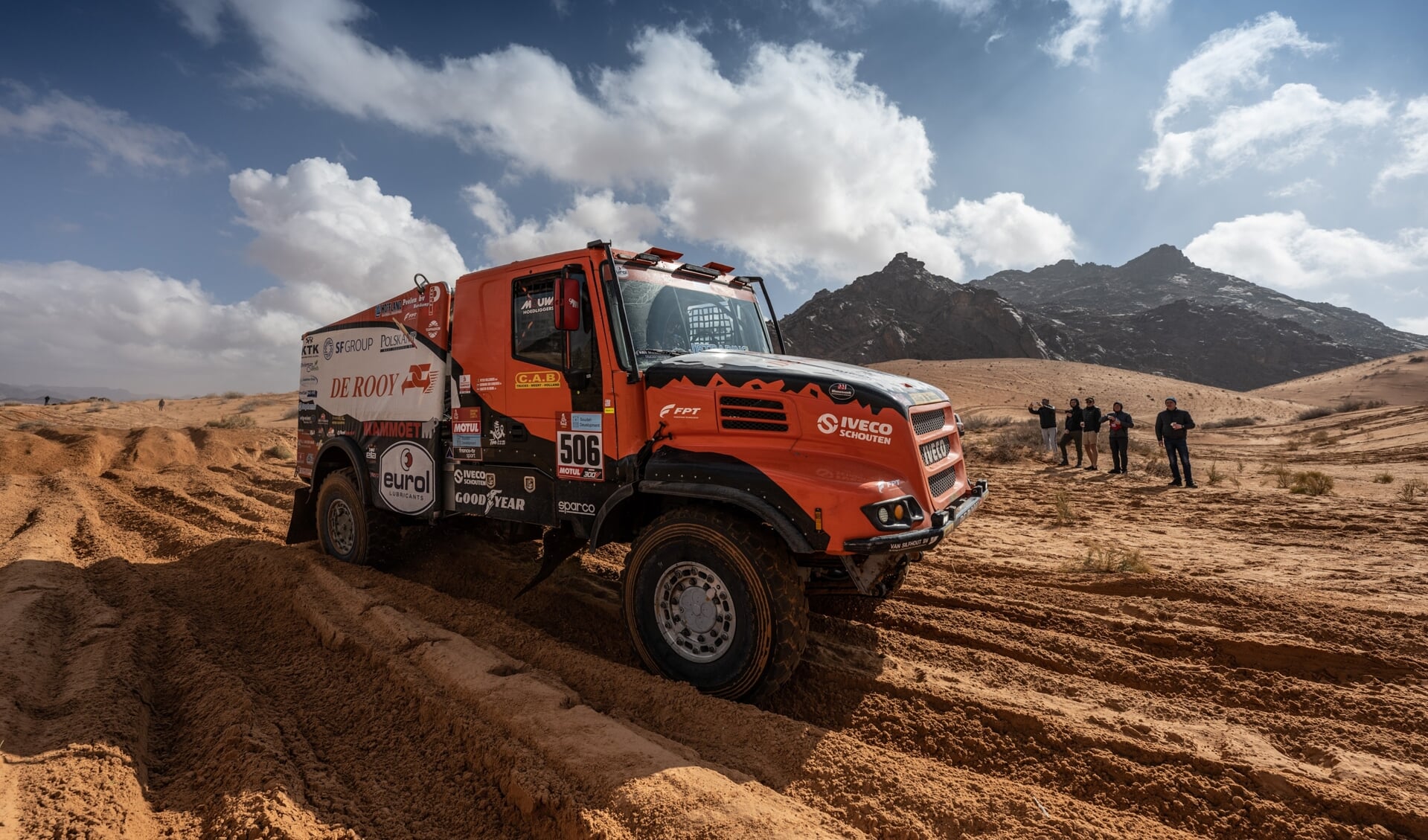 Martin van den Brink opende de Dakar Rally als negende.