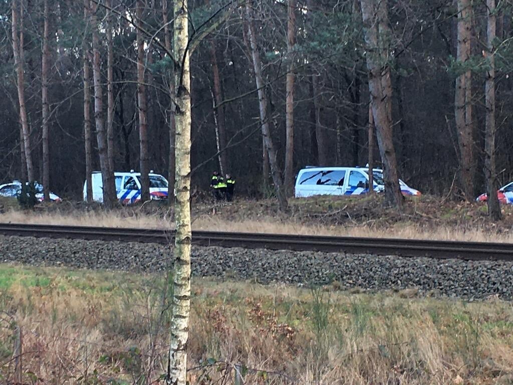 Het onderzoek aan de Foekenlaan in Soest was donderdagmorgen in volle gang.