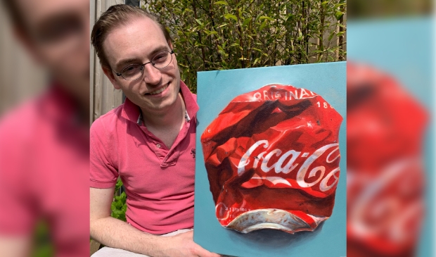 <p>Dennis is een autodidact schilder welke zich de schilderkunst heeft eigengemaakt zonder daarvoor enige opleiding gevolgd te hebben. </p>