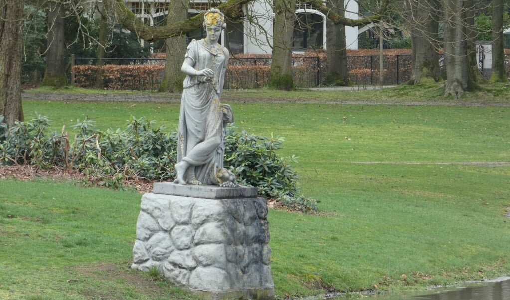 Ceres of Demeter in het Blookerpark, Huis ter Heide.
