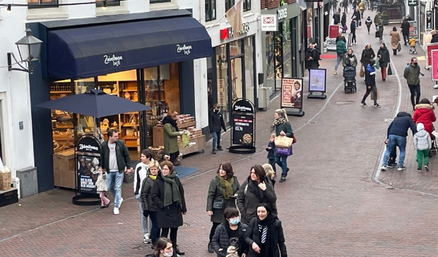 In de winkelstraten van Harderwijk was het zaterdag gezellig druk.