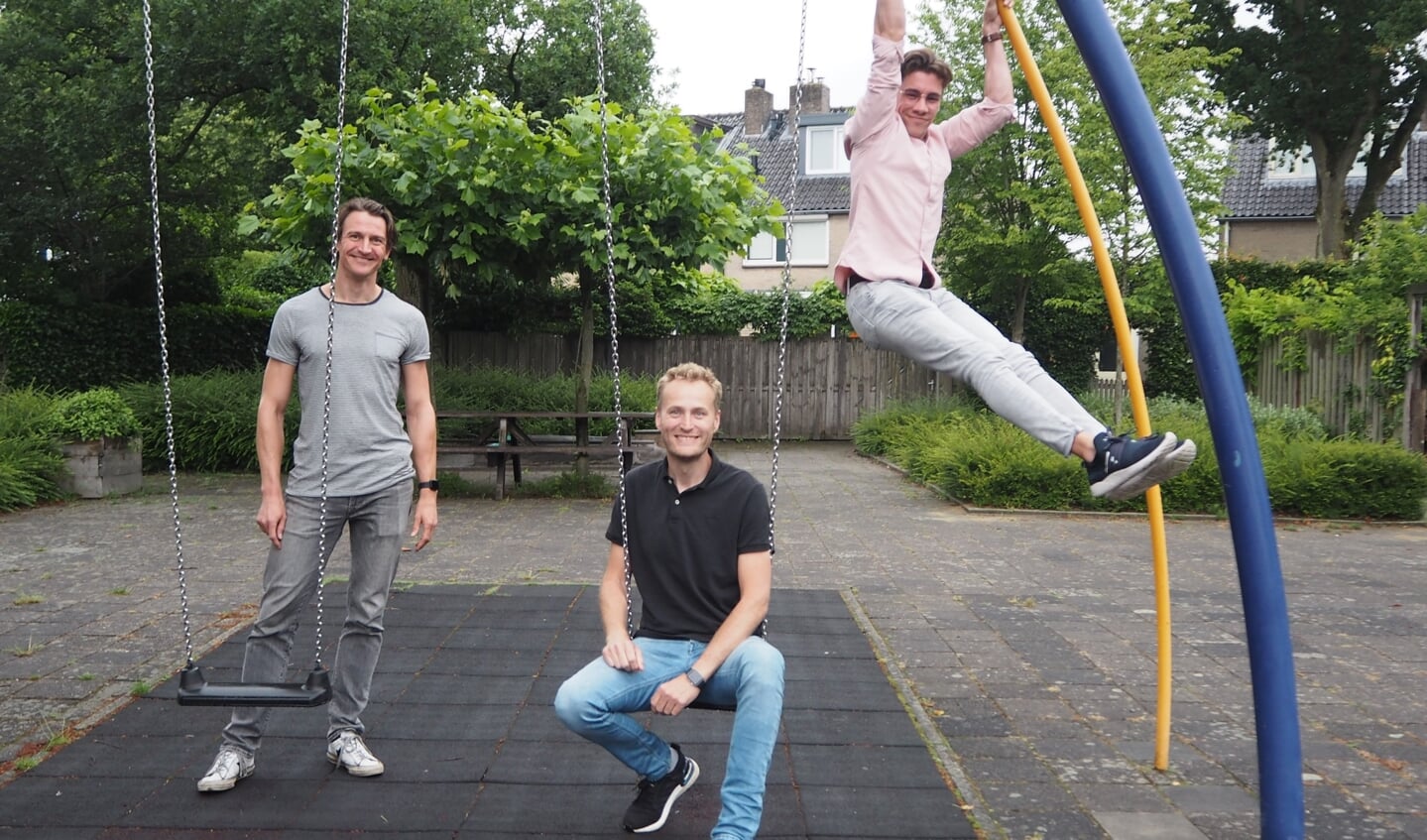 De initiatiefnemers voor het open sportpark in Leusden-Zuid met (v.l.n.r. Bas Renooij, Gert-Jan IJszenga en Wietse Holwerda.