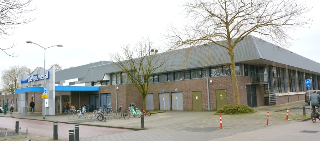 Zwembad De Veluwehal in Barneveld.