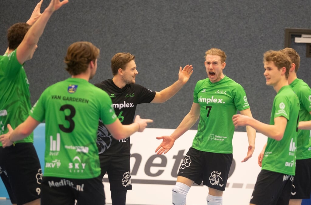 Simplex SSS beats VC Limax and says goodbye to no fewer than five players.  – Barneveld newspaper