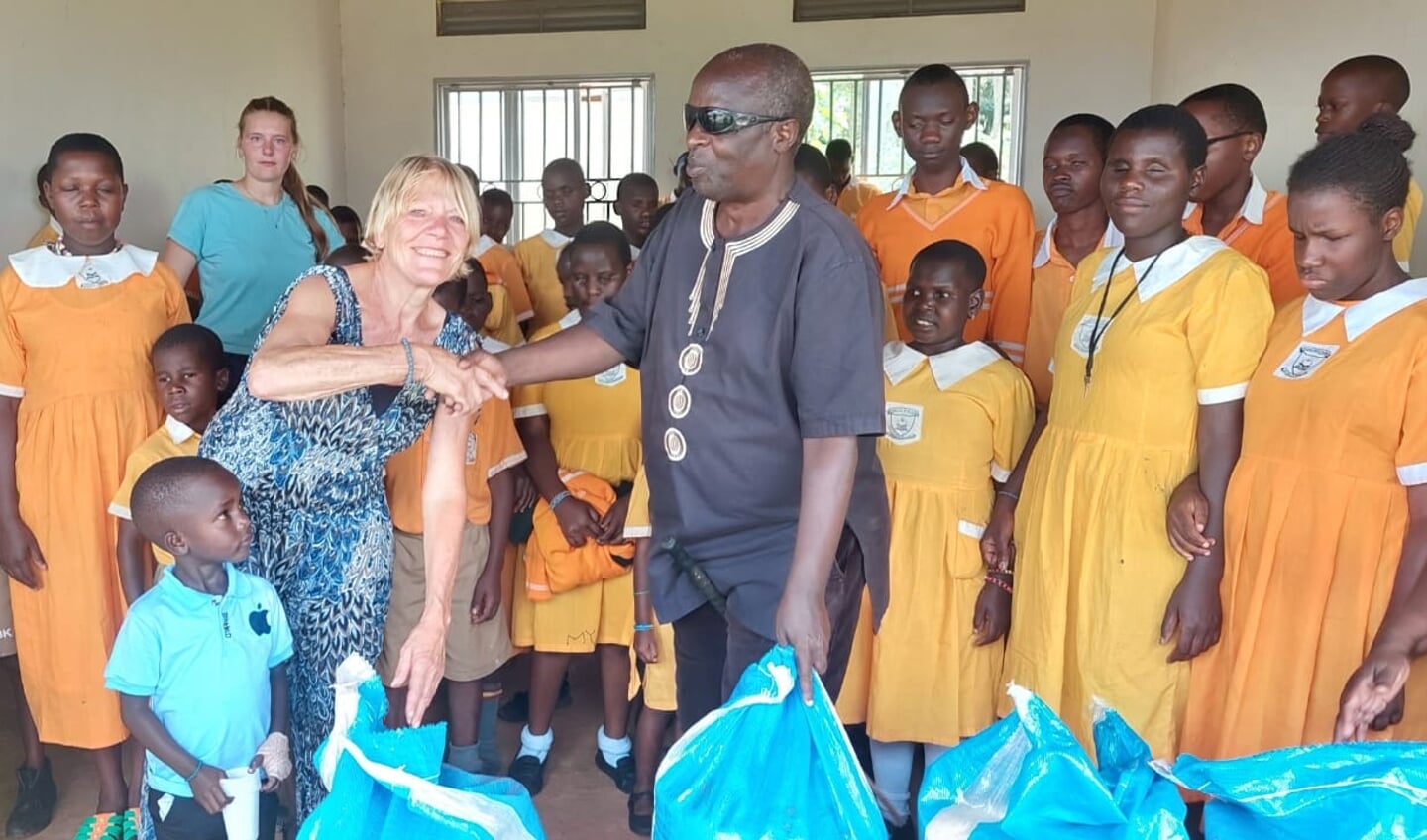 Foto gemaakt tijdens het verblijf van Hennie Krommenhoek bij de school in Oeganda.