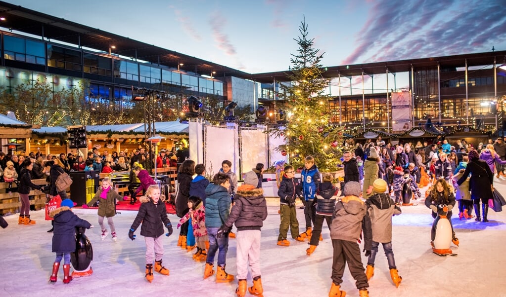 De ijsbaan tijdens een eerdere editie van het Winter Village op het Stadsplein.