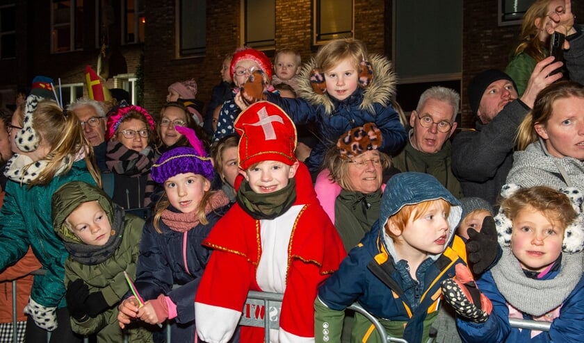 Aankomst Sinterklaas in Vathorst in de Markenhaven