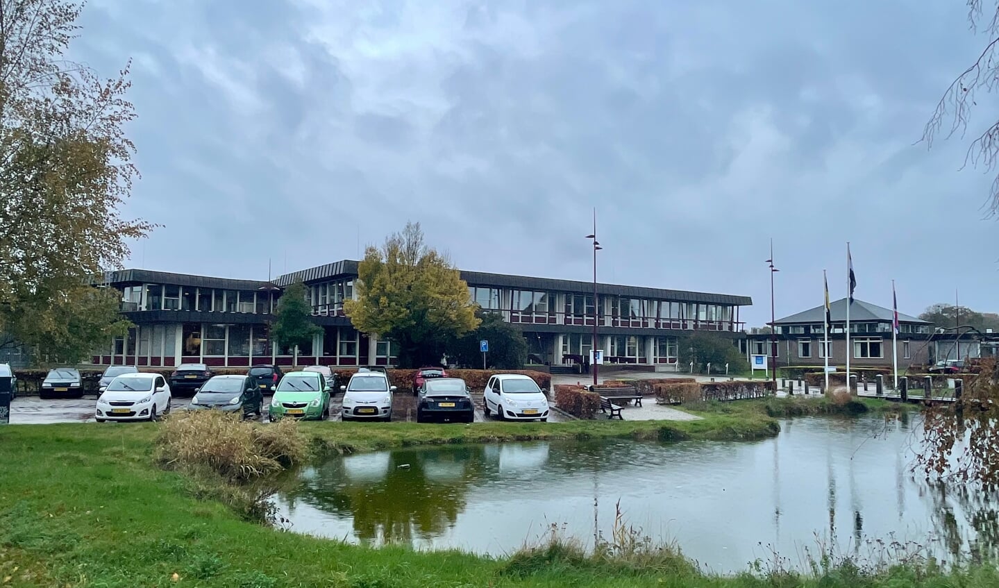 Nieuwbouw of renovatie van het gemeentehuis?