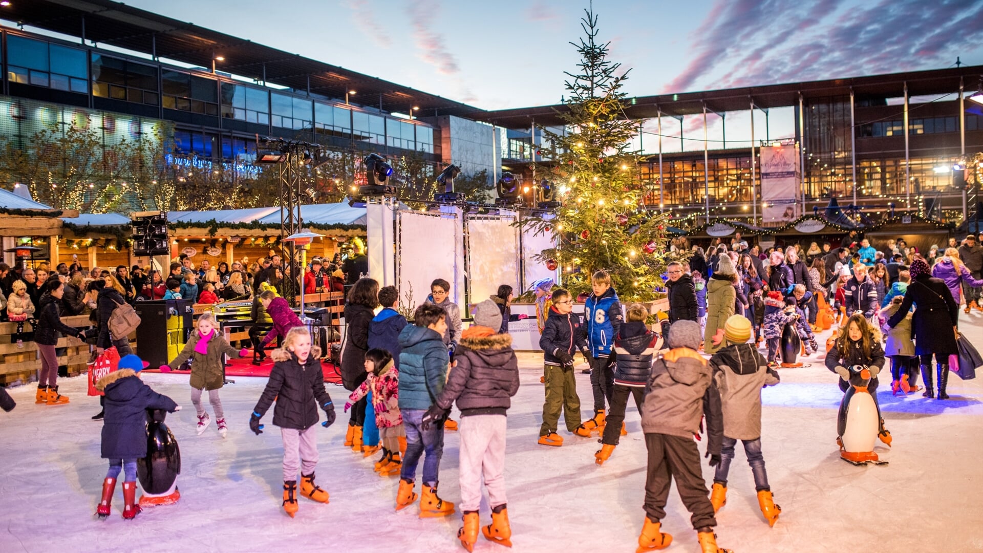 Winter Village keert ook dit jaar terug op het Stadsplein in Amstelveen.