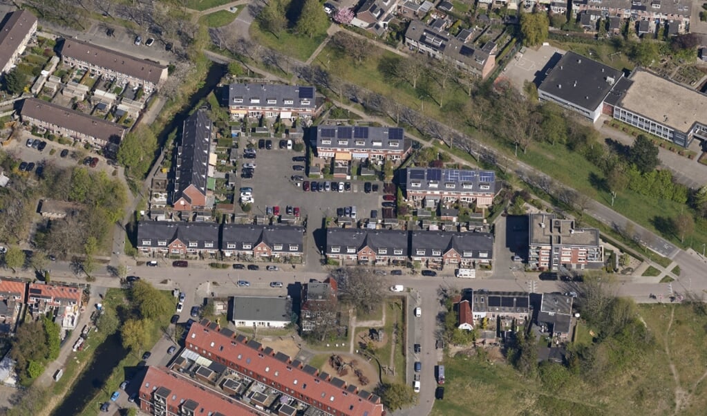 Het Lipsplein, bij de Noordweg, één van de buurtjes waar bewoners kijken naar de mogelijkheden voor een klein-collectieve oplossing.