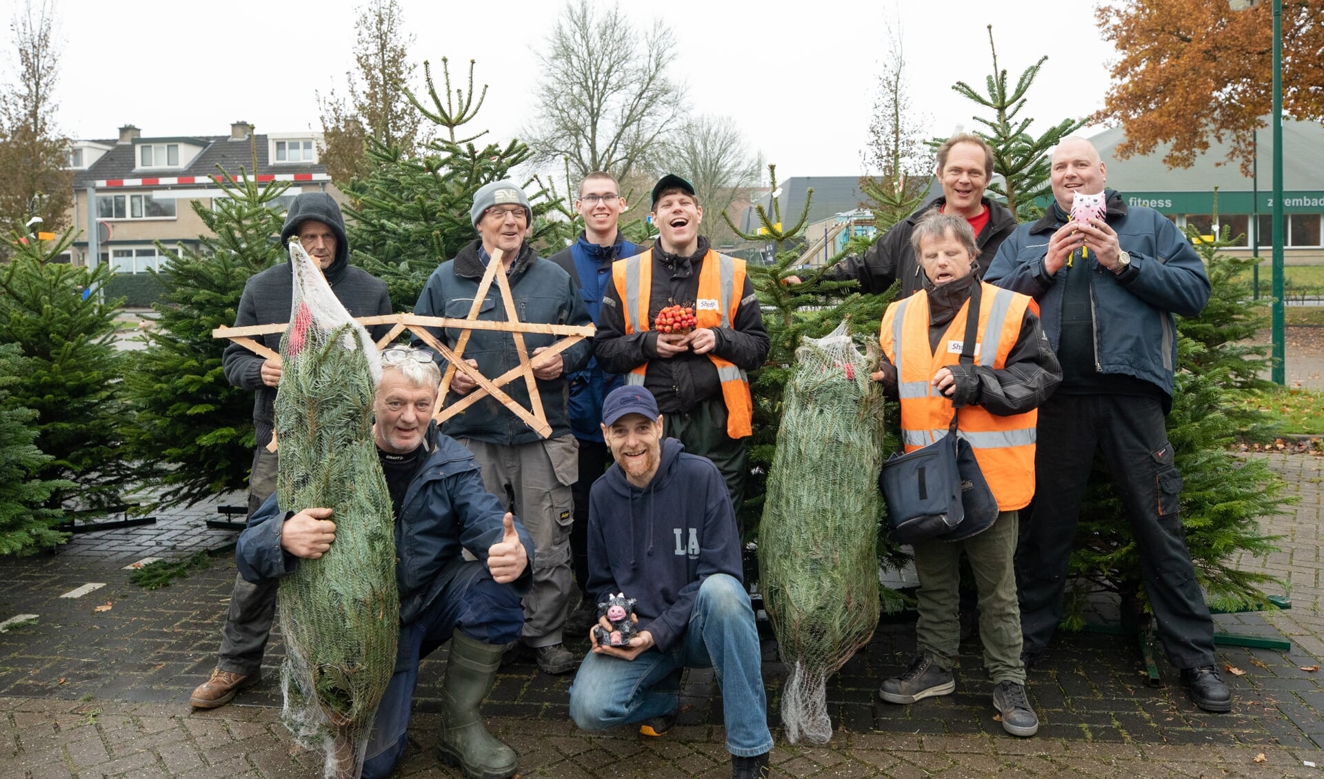 Kerstbomenverkoop Sherpa Van Start Gegaan - BaarnscheCourant.nl ...