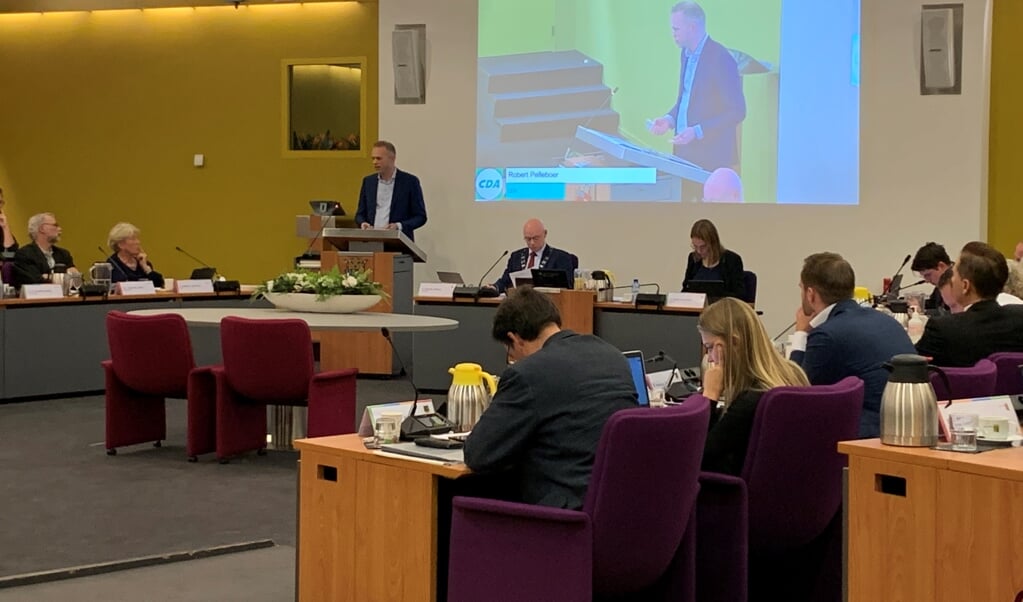 Robert Pelleboer (CDA) aan het woord tijdens de raadsvergadering over het collegeprogramma