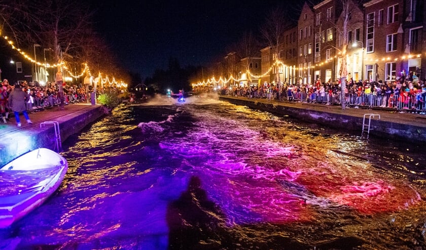 Aankomst Sinterklaas in Vathorst in de Markenhaven