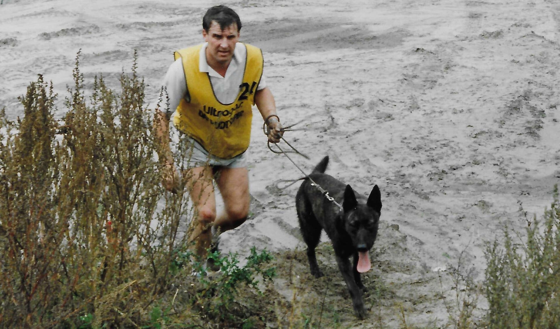Scherpenzeler Ton Jetten is met zijn hond Remco één van de deelnemers in 1989.