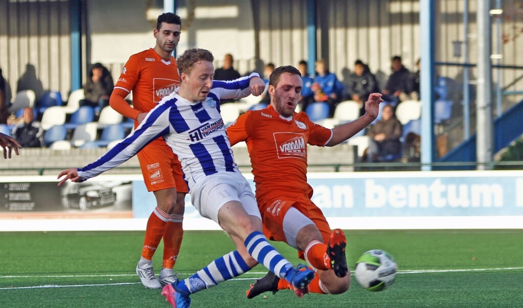 Lars ten Teije scoorde de 0-1 in en tegen Almkerk.
