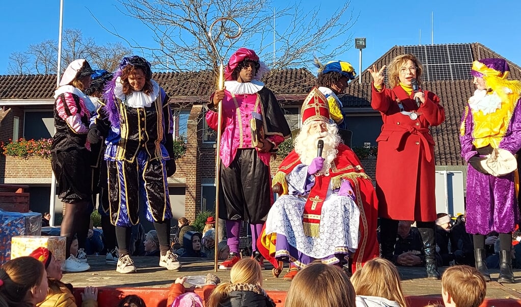  Een hartelijk welkom door burgemeester Céline Blom. 