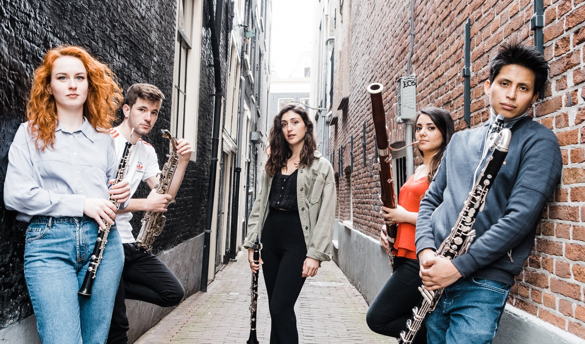 Met de serie Jong en Bevlogen geeft Lonneke van Straalen jong talent een podium. Op de foto: het Dainto Reed Quintet, zij treden op 9 april op. 