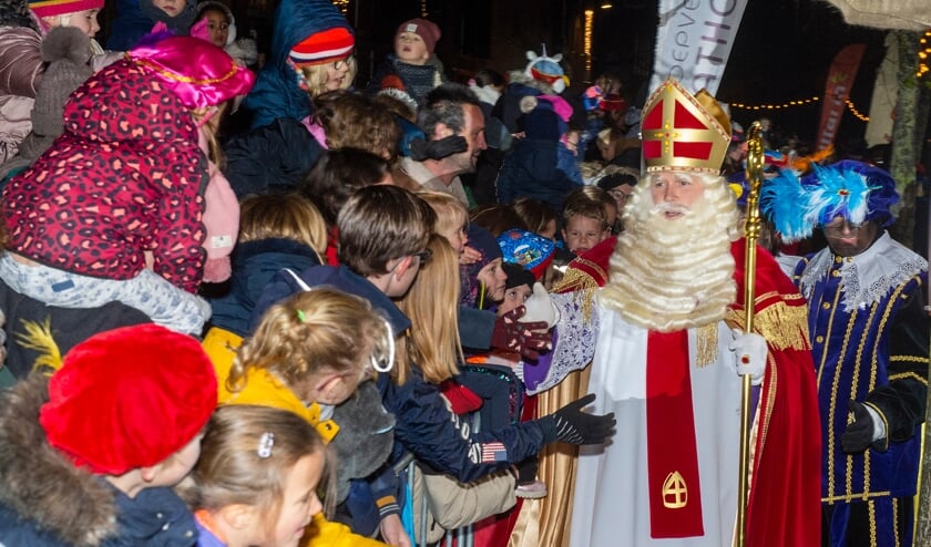 Aankomst Sinterklaas in Vathorst in de Markenhaven