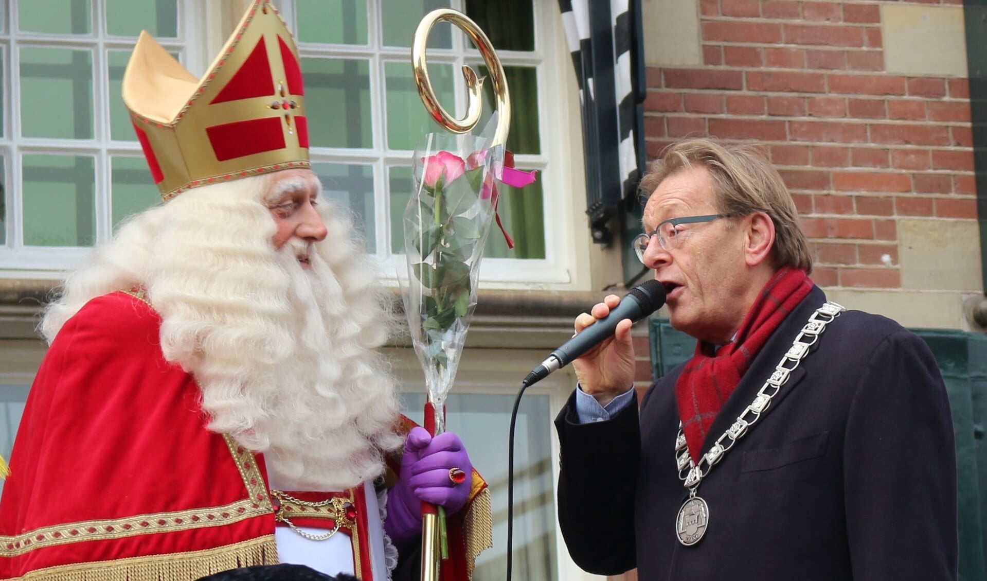 Zien we dit beeld zaterdag weer...? Of verprutsen bandieten de ontvangst van Sinterklaas door de burgemeester?