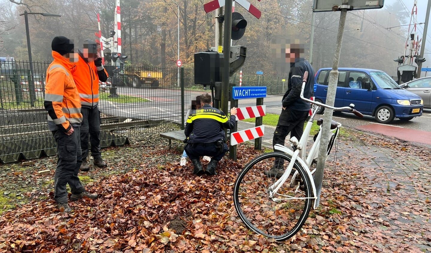 Op de kruising Dokter van Dalelaan en Horsterweg in Ermelo vond dinsdag een ongeval plaats tussen een tractor met aanhanger en een fietser. 