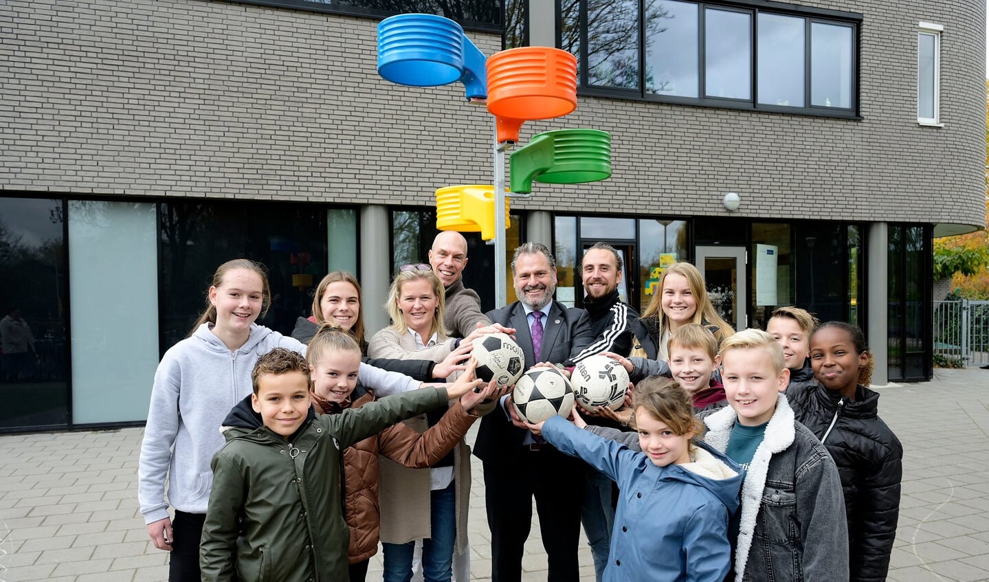 Korfbalboom A. de Vriesschool