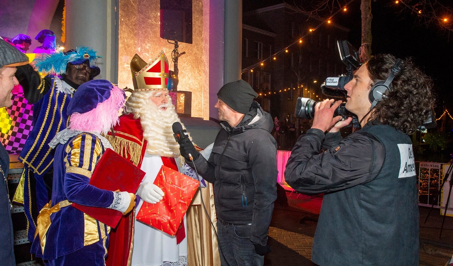 Aankomst Sinterklaas in Vathorst in de Markenhaven