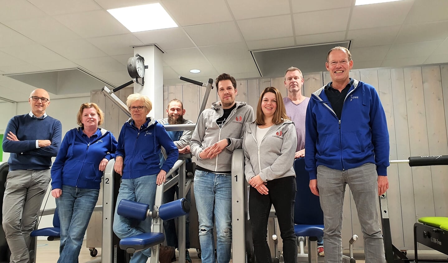 De 'Renkumse' fysiotherapeuten uiten collectief hun zorg over 'hun' beroepsgroep. Op de foto een kleine afvaardiging van het gemeentelijke fysiocollectief.