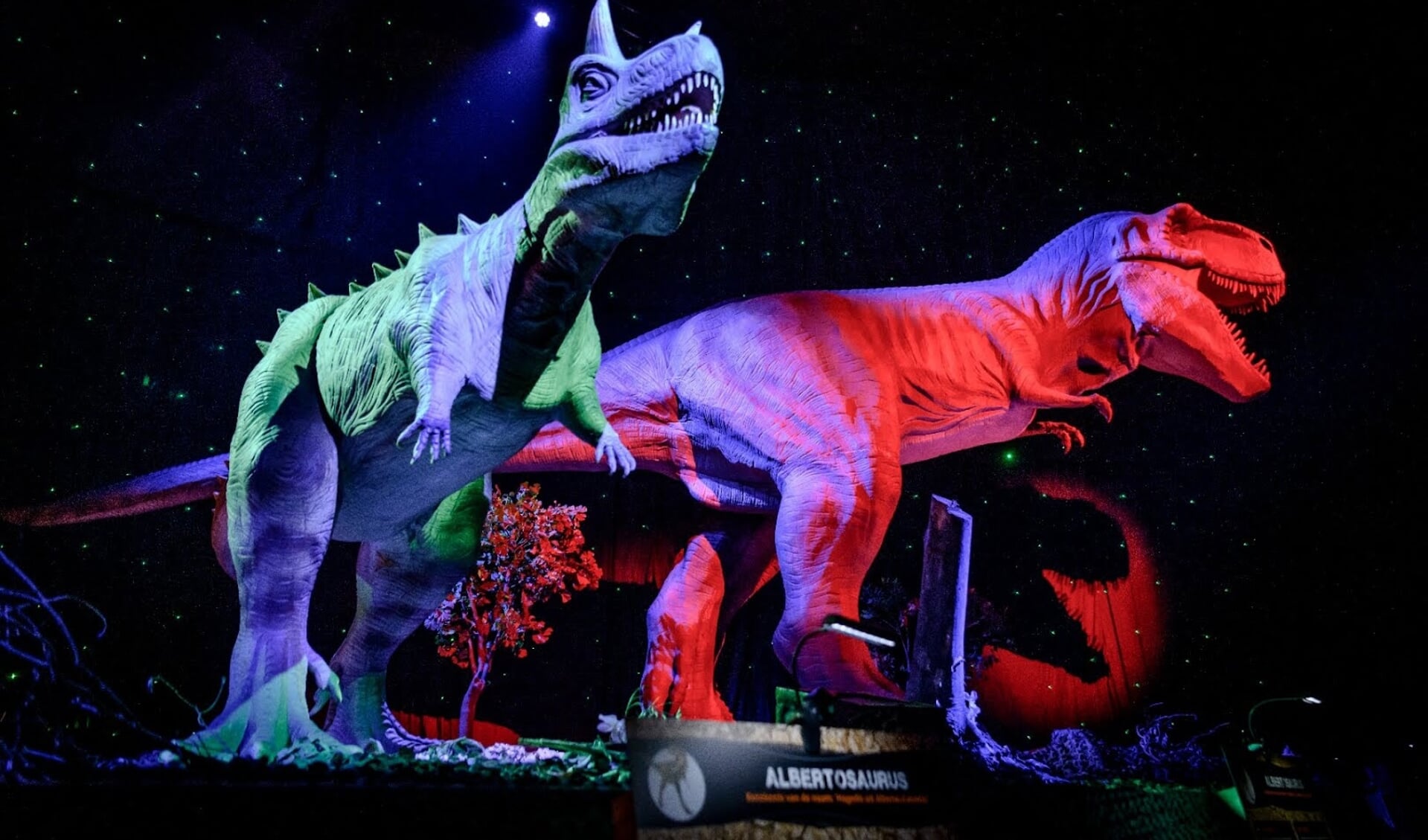 World of Dinos is vanaf 10 december te zien in de Expo Haarlemmermeer.