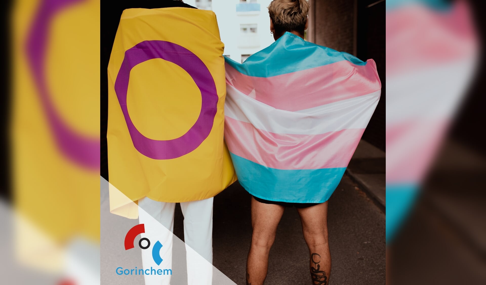 twee personen met een intersekse en transgender vlag