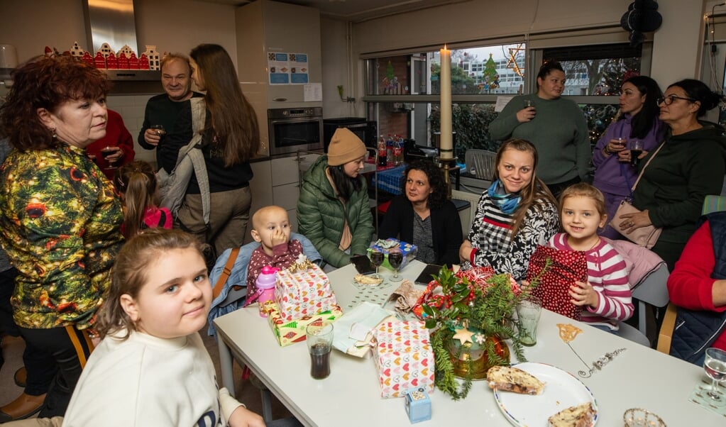 Kerstfeest voor Oekraïense vluchtelingen in de opvanglocatie Santvoorde in Baarn.