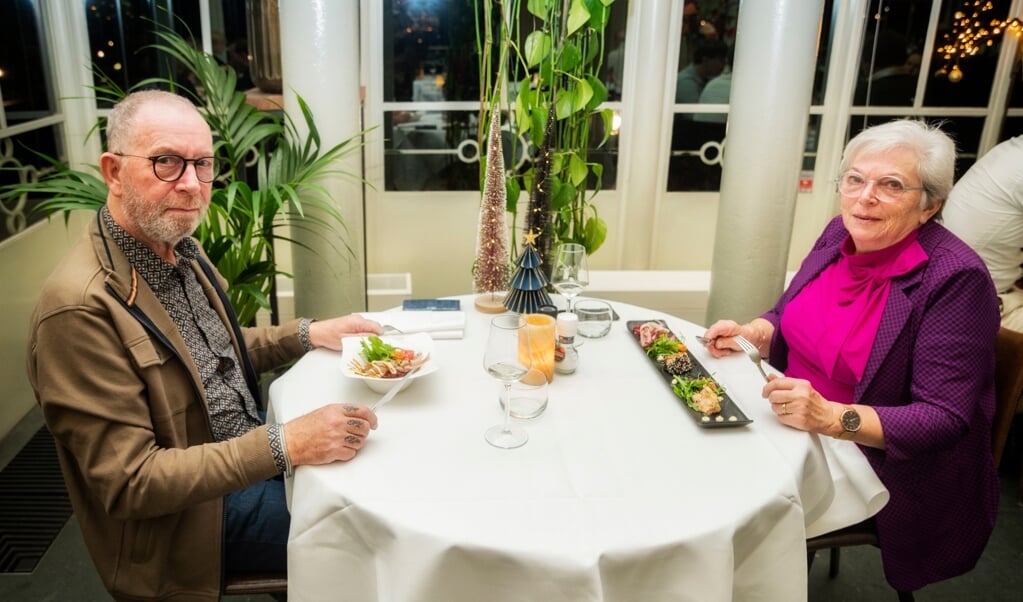 Gert en Truus van Beek genoten van een heerlijk diner bij Oranjerie Lavande. Met dank aan zoon Henrie die hen voor de actie had aangemeld.