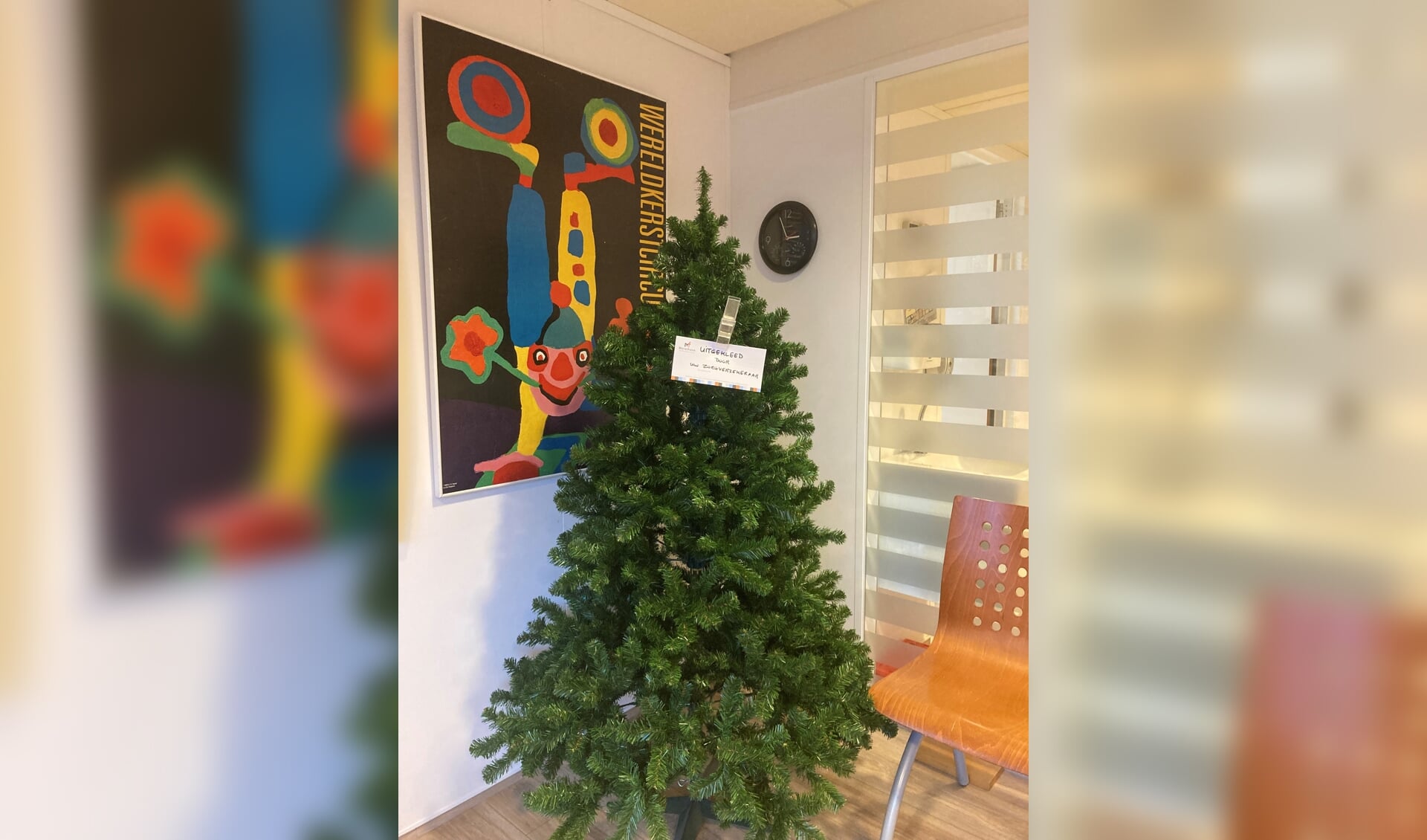 ongeduldig Verward Luchtvaart Kale kerstboom als statement fysio - BaarnscheCourant.nl | Nieuws uit de  regio Baarn