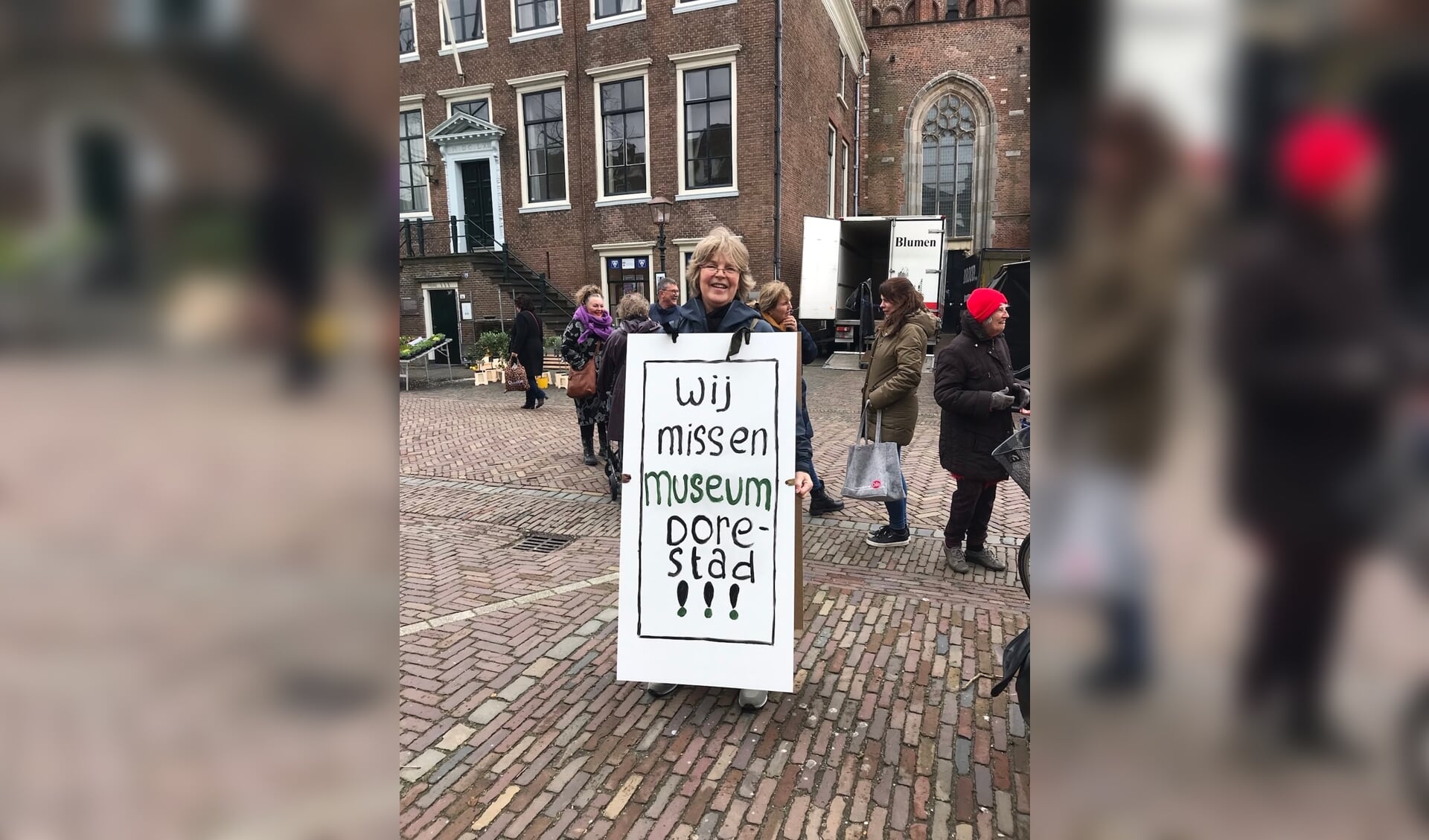 Wil Bisschops verzamelt handtekeningen voor een petitie om te zorgen dat Museum Dorestad er komt