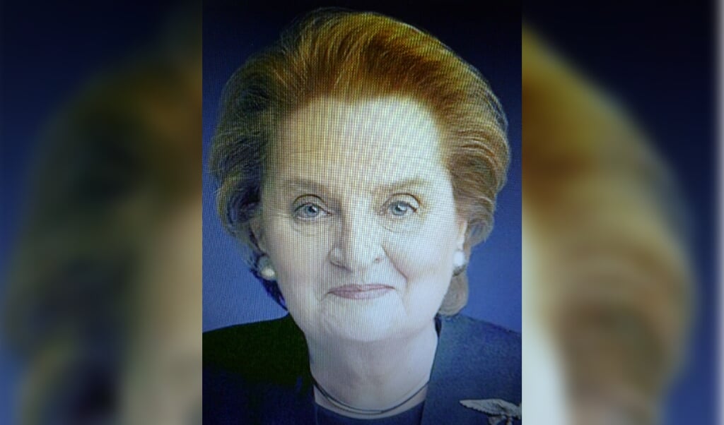Madeleine Albright gaf via haar broches graag politieke statements af.