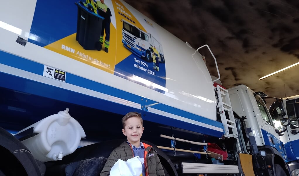 Grootste fan van RMN Antonio uit Soesterberg is nu zelf op de vrachtwagens te bewonderen.