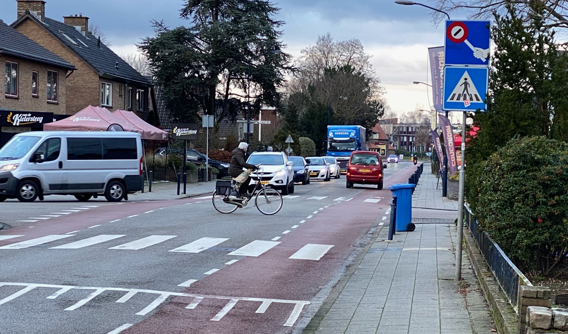 Eén van de vier onderwerpen is de verkeersintensiteit in Hoogland, vooral op de Hamseweg en de Zevenhuizerstraat.