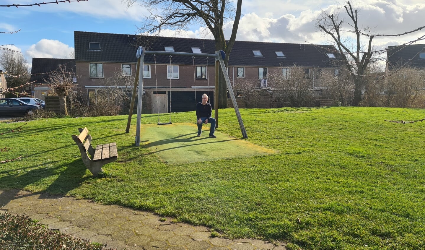 Van Zanten onderkent het belang van buitenspeelplaatsen, voor kinderen en hun ouders.