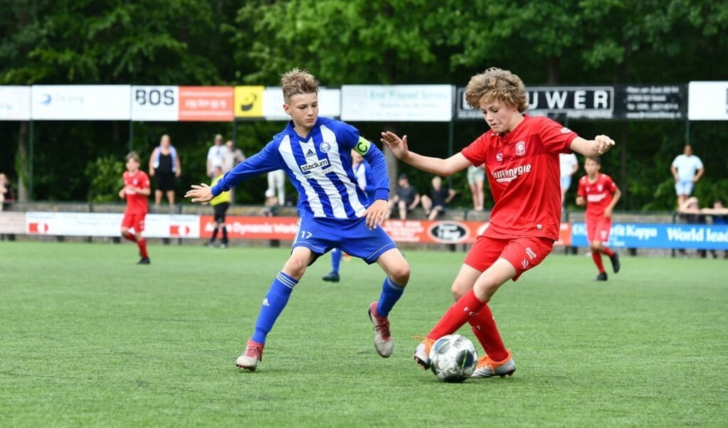 Spelmoment uit FC Twente - HJK Helsinki, een van de wedstrijden in het toernooi van 2019