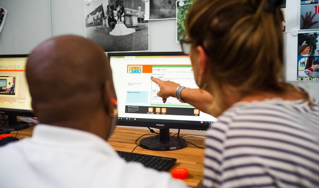vrijwilliger Computercursus voor beginners