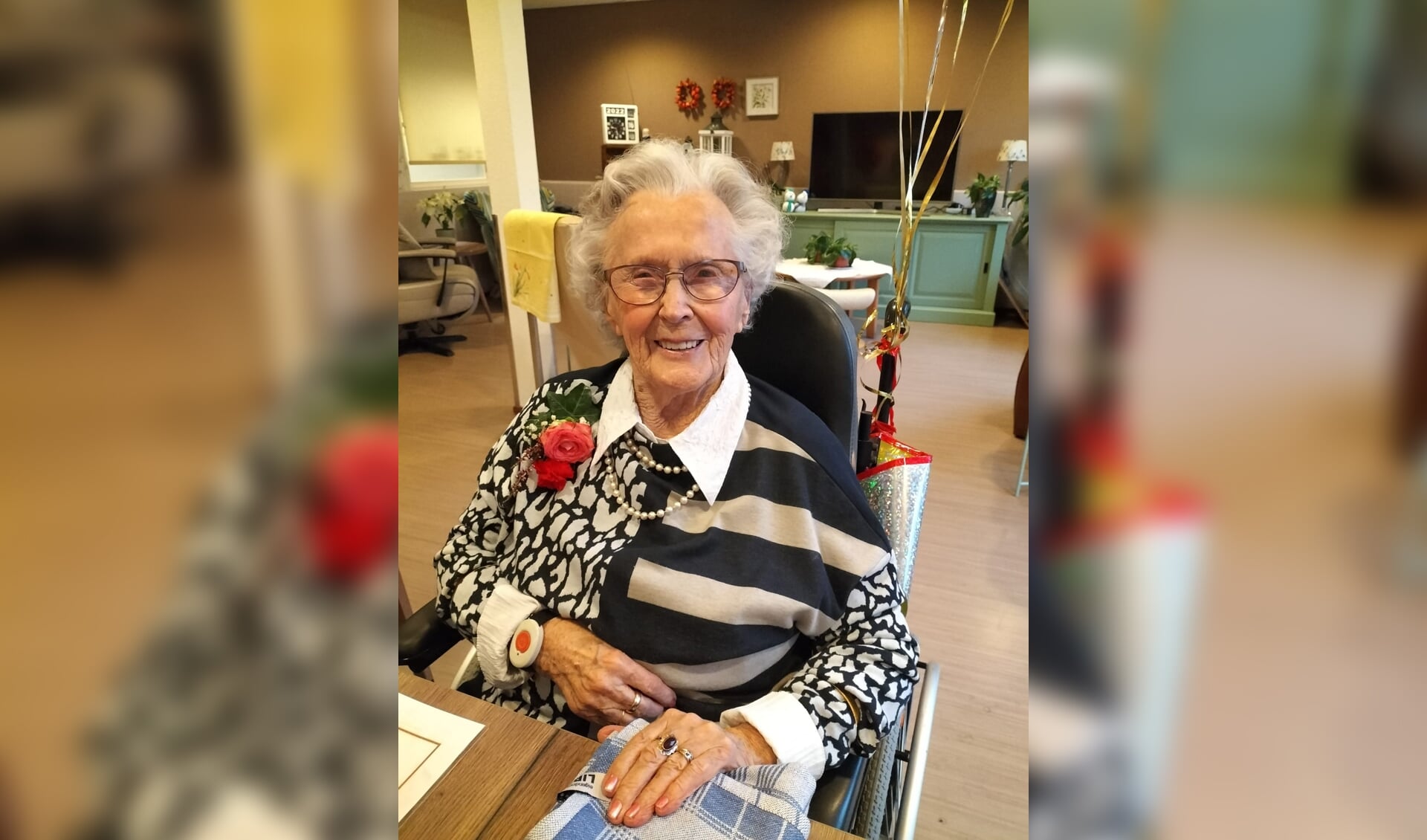 Mevrouw van Eck viert haar 100ste verjaardag 