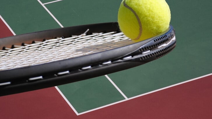 'Tennis is bij Oldstars niet het doel, maar een middel om op latere leeftijd conditie, kracht en aanpassingsvermogen te (blijven) ontwikkelen.'