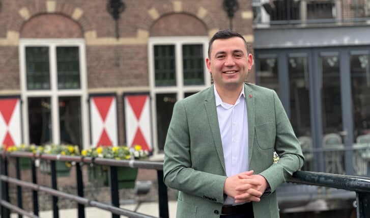 Ilhan Tekir (36 jaar) is opnieuw lijsttrekker voor D66 bij de komende gemeenteraadsverkiezingen