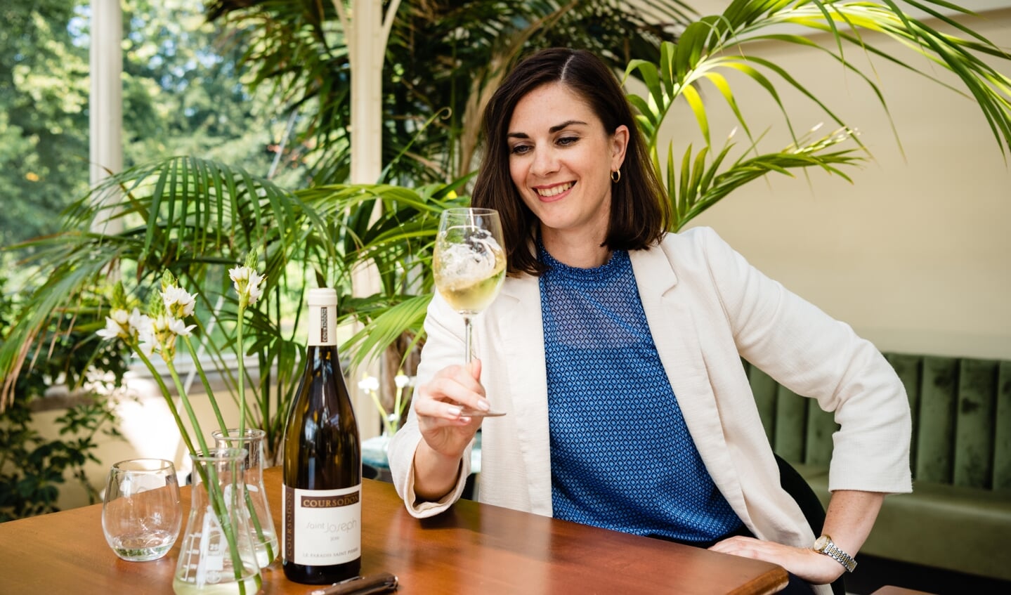 Shadé Polman geeft wijnproeverijen bij je thuis