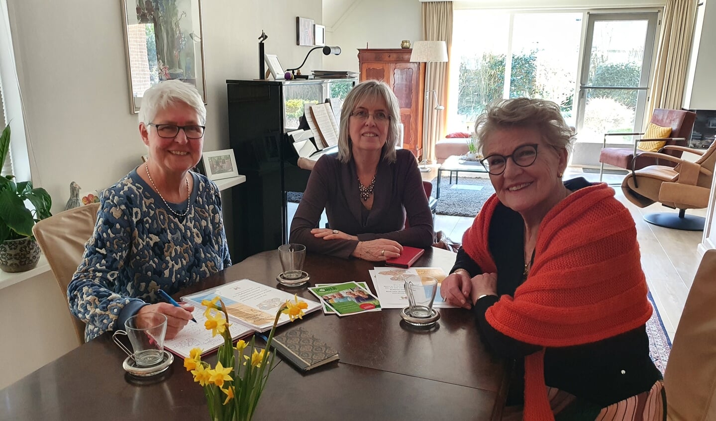 V.l.n.r. Margreet, Nies en Wanda maken zich sterk voor KrachtigPlus Houten