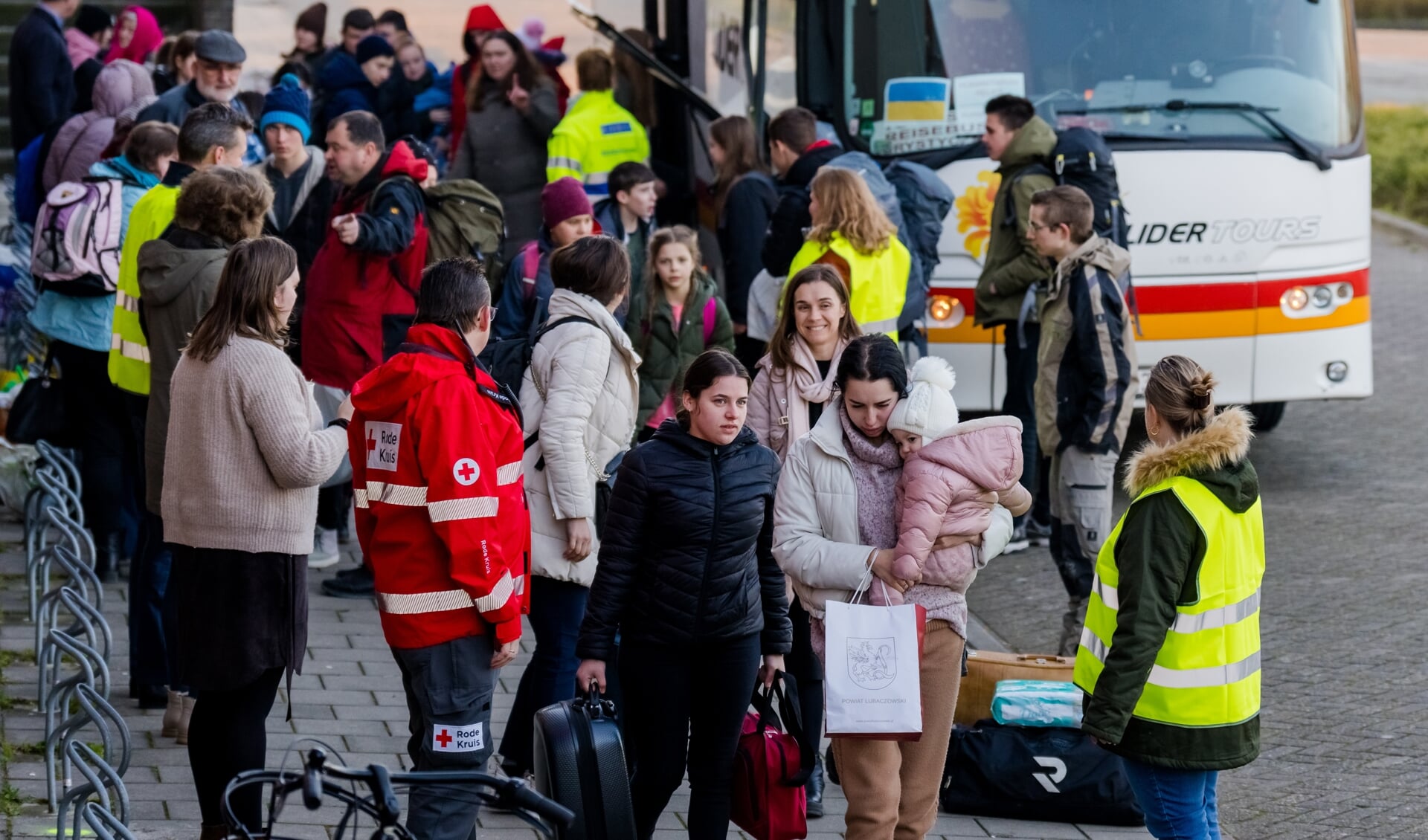 Een groep vluchtelingen uit Oekraïne is vrijdag aangekomen in Waddinxveen.