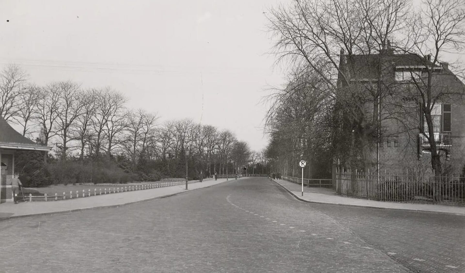 De villa werd, tegelijk met het station, in 1902 gebouwd en was bestemd voor de stationschef.  