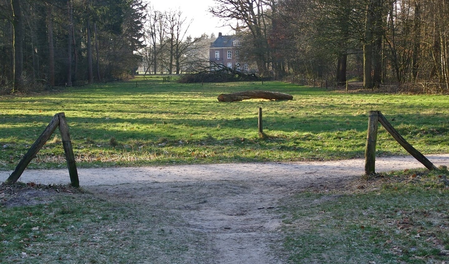 Zicht op achterzijde Hoekelum